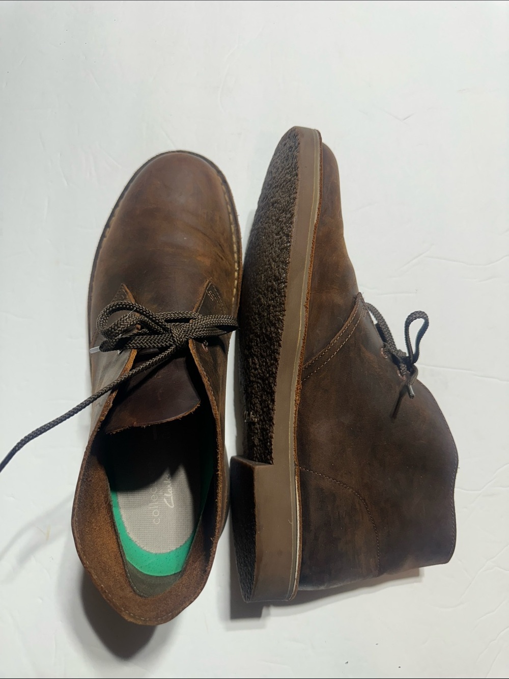 Clark’s Brown Leather distressed Lace-Up Chukka Boots w laces ortholite insoles